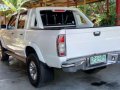 For sale 2000 model Nissan Frontier 4x4 pick up-1