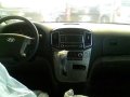 Hyundai Grand Starex 2017 A/T for sale-7