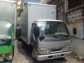 Isuzu Giga Elf NKR 14 Ft Aluminum Closed Van Japan CBU like Canter for sale-4