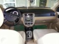 Chevrolet Optra 1.6 2004 for sale-5