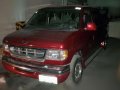 Ford E150 Chateau 2001 AT Red Van For Sale -2