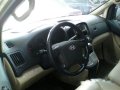 Hyundai Grand Starex 2008 GOLD A/T for sale-5