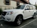 2011 Ford Everest 4x2 AT for sale-0