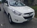 Hyundai Tucson 2011 white for sale-0