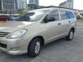 Toyota Innova 2010 E gas manual for sale-1