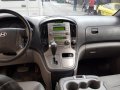Good as new Hyundai Grand Starex 2011 for sale-8