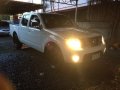 Well-maintained Nissan Frontier Navara 2014 M/T for sale-2