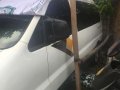 Hyundai Starex Model 1998 White Van For Sale -3