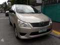 Toyota Innova E 2012 for sale -0