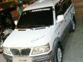 Well-maintained Mitsubishi Adventure 2001 for sale-4