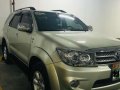 2009 Toyota Fortuner AT Silver Very Fresh For Sale -1