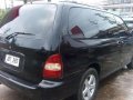 Kia Carnival 2005 manual diesel for sale -2