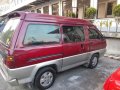 Toyota Lite Ace Red Van Top of the Line  For Sale -1