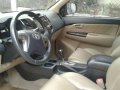 2011 Toyota FORTUNER V AT Diesel for sale-4