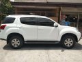 2015 Isuzu MU-x Splash white 4x2 MT For Sale -4
