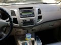 Toyota Fortuner Gas 2005 Automatic Silver For Sale -2