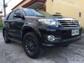 Toyota Fortuner 2015 V Black SUV For Sale -1