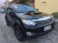 Toyota Fortuner 2015 V Black SUV For Sale -9