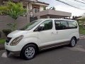 2011 Hyundai Starex GOLD White For Sale -4