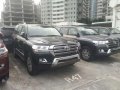 FOR SALE 2018 TOYOTA Land Cruiser Prado Gas with unit available-3