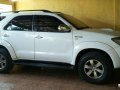 2006 Toyota Fortuner v Diesel Automatic FOR SALE-3