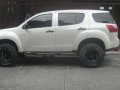 2015 ISUZU MUX Wagon FOR SALE-3