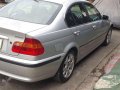 BMW 318i 2005 Well Maintained Silver For Sale-3