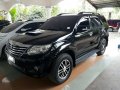Toyota Fortuner V 2014 AT Diesel Black For Sale -3