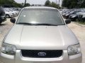 Ford Escape 2005 AT Silver SUv For Sale -4
