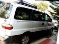 Rush sale! Hyundai Starex Van 2005 model-5