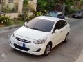 Hyundai Accent 2017 White Sedan For Sale -2