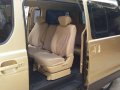 Hyundai Starex gold vgt 2008 for sale-11