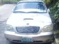 Kia Carnival AT White Well Maintained For Sale -2