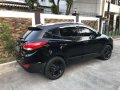 Tucson Hyundai 2012 model Matic 4x4 Diesel low odo for sale-2