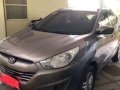 Hyundai Tucson 2010 Beige SUV For Sale -2