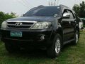 Toyota Fortuner G Diesel Automatic 2008 for sale -1