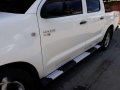 Toyota Hilux 2006 2.5 d4d diesel engine for sale-10