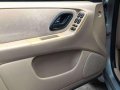 Ford Escape 2005 AT w Casa Rec 1st owned for sale-4