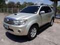 2009 Toyota Fortuner 4x4 3.0 V DSL AT for sale-3