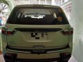 Isuzu MuX Limited (Almost Brand New) 2015 for sale-3
