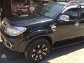Toyota Fortuner V 2011 4x4 matic 860k nego for sale-0