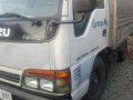 Isuzu Elf nkr aluminum van local 2000 for sale-1