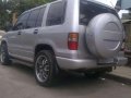4X4 Manual Commercial Isuzu Trooper 2000 for sale-1