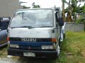 Isuzu Elf 16ft diesel manual condition for sale-4