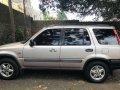 Well-kept Honda CrV 2000 for sale-2