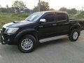 Toyota Hilux 2013 model G series manual 4x2 for sale-3