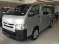 145K All IN DP! Toyota Hiace Commuter 3.0DSL MT 2018-0