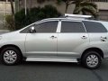 Well-kept Toyota Innova E 2013 for sale-3