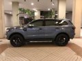 Ford Everest 3.2L Titanium 2017 FOR SALE-0