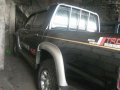 FOR SALE TOYOTA Hilux sr5 pick up 4x4 2002-0